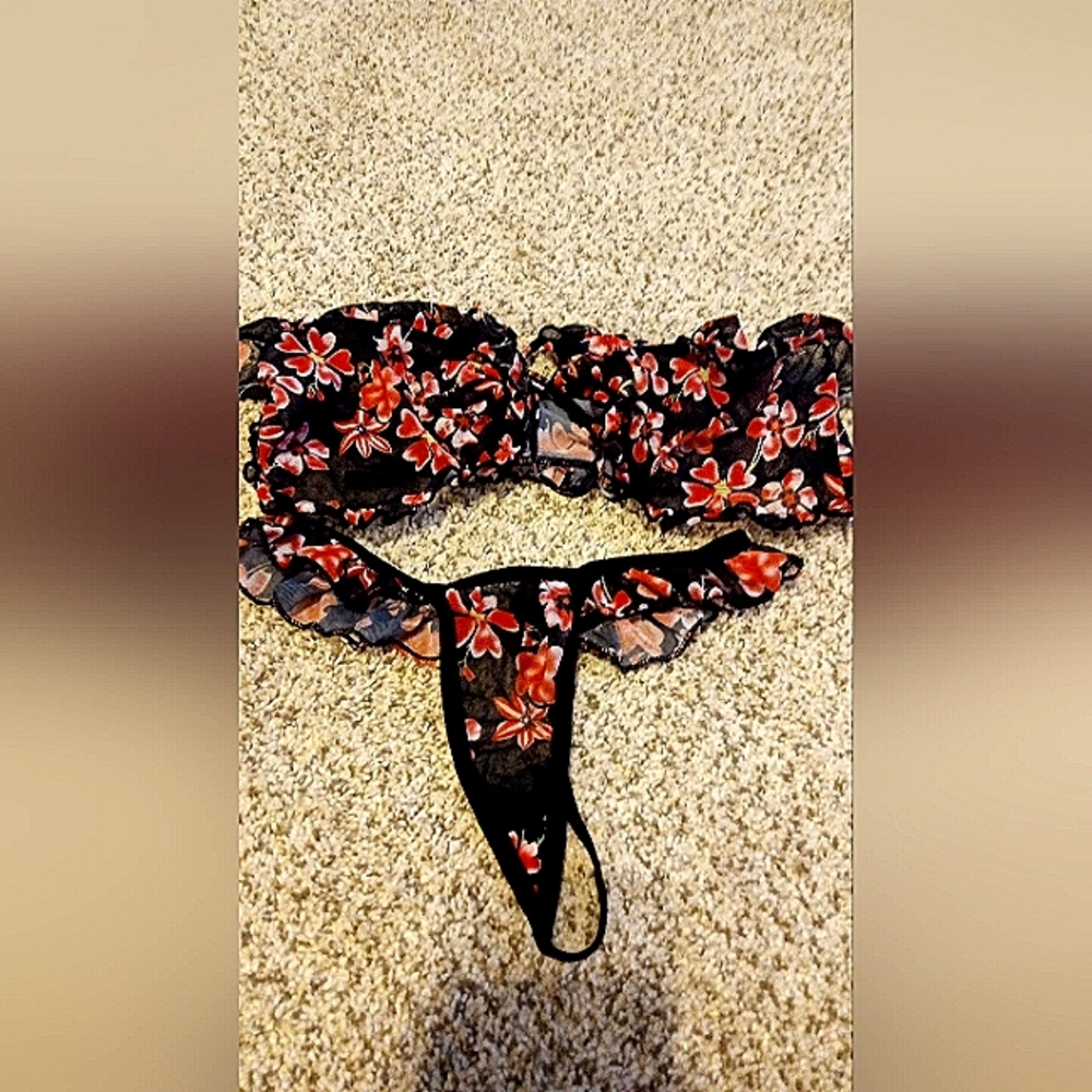 Women's lingerie set